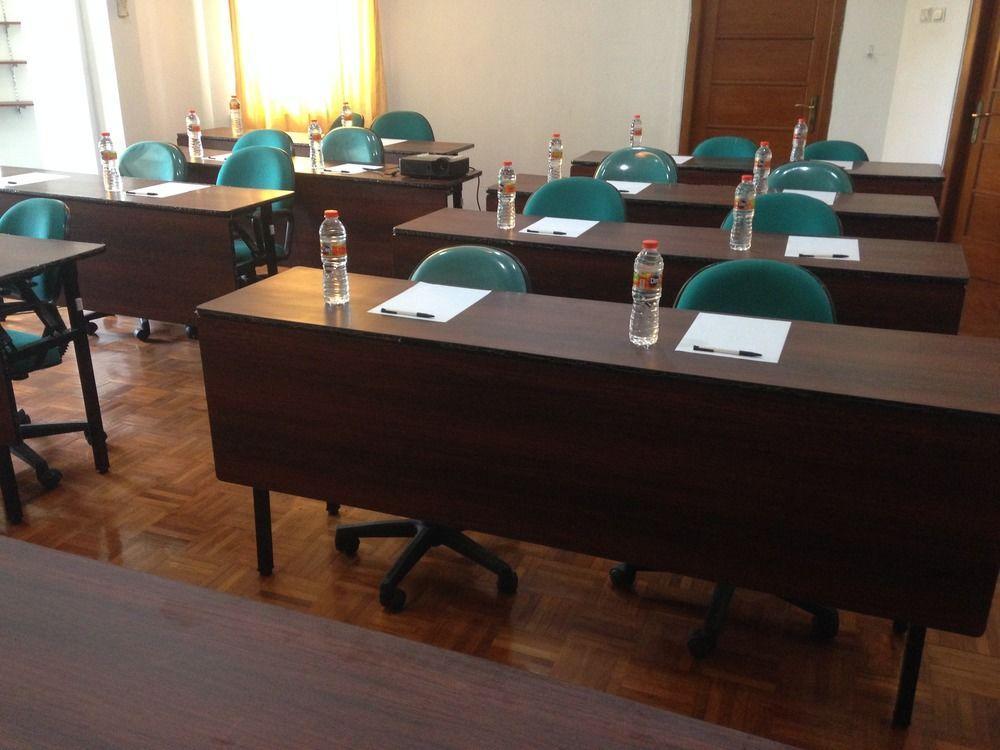 Arimbi Pejaten Suites Jakarta Ngoại thất bức ảnh