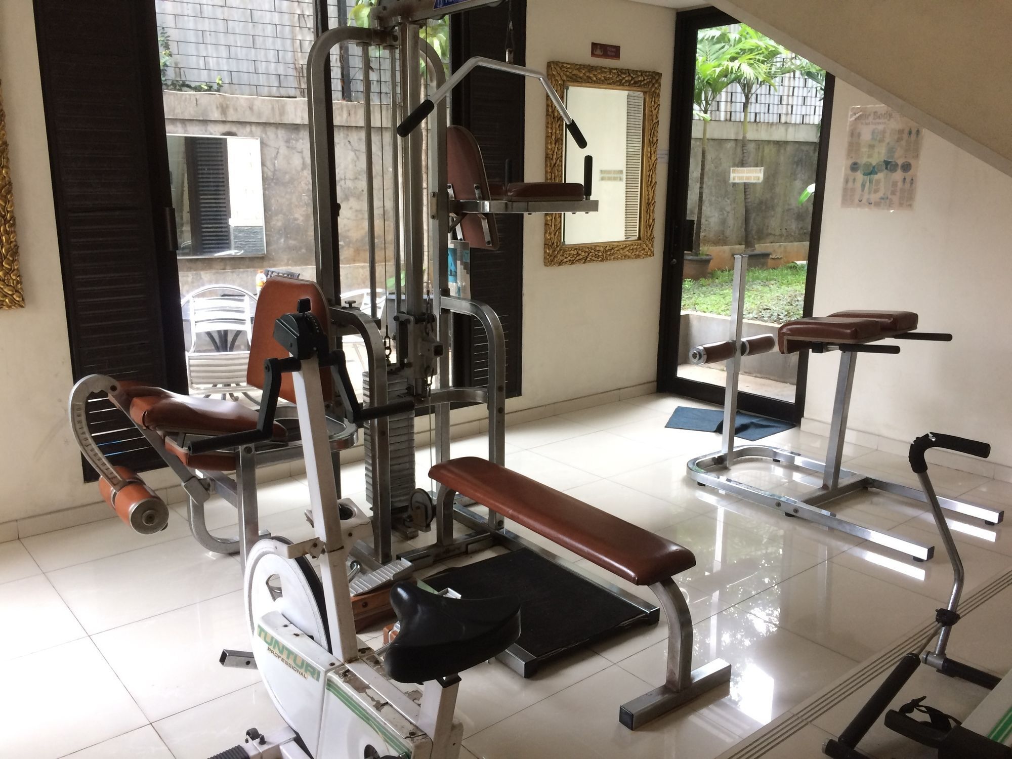 Arimbi Pejaten Suites Jakarta Ngoại thất bức ảnh